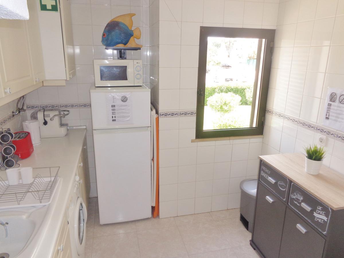 אלבופיירה Apartamento Praia Dos Salgados מראה חיצוני תמונה