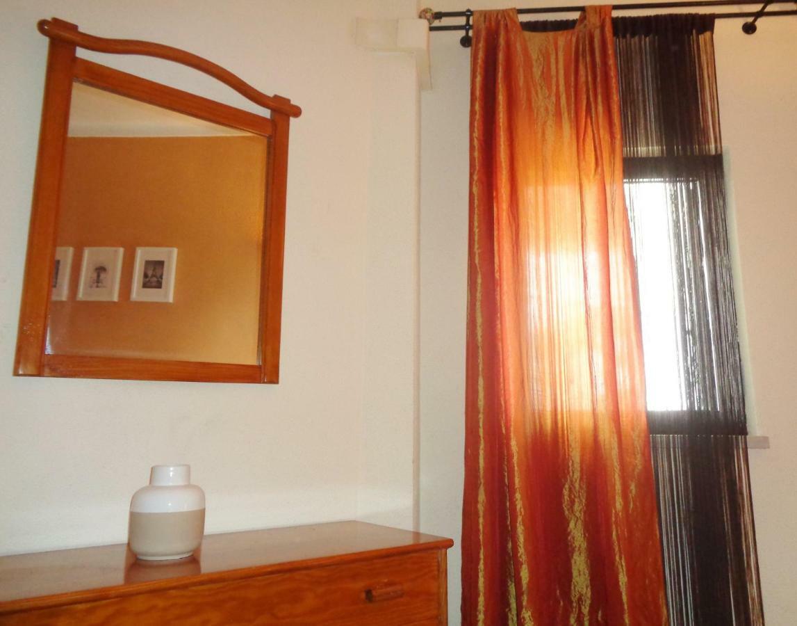 אלבופיירה Apartamento Praia Dos Salgados מראה חיצוני תמונה